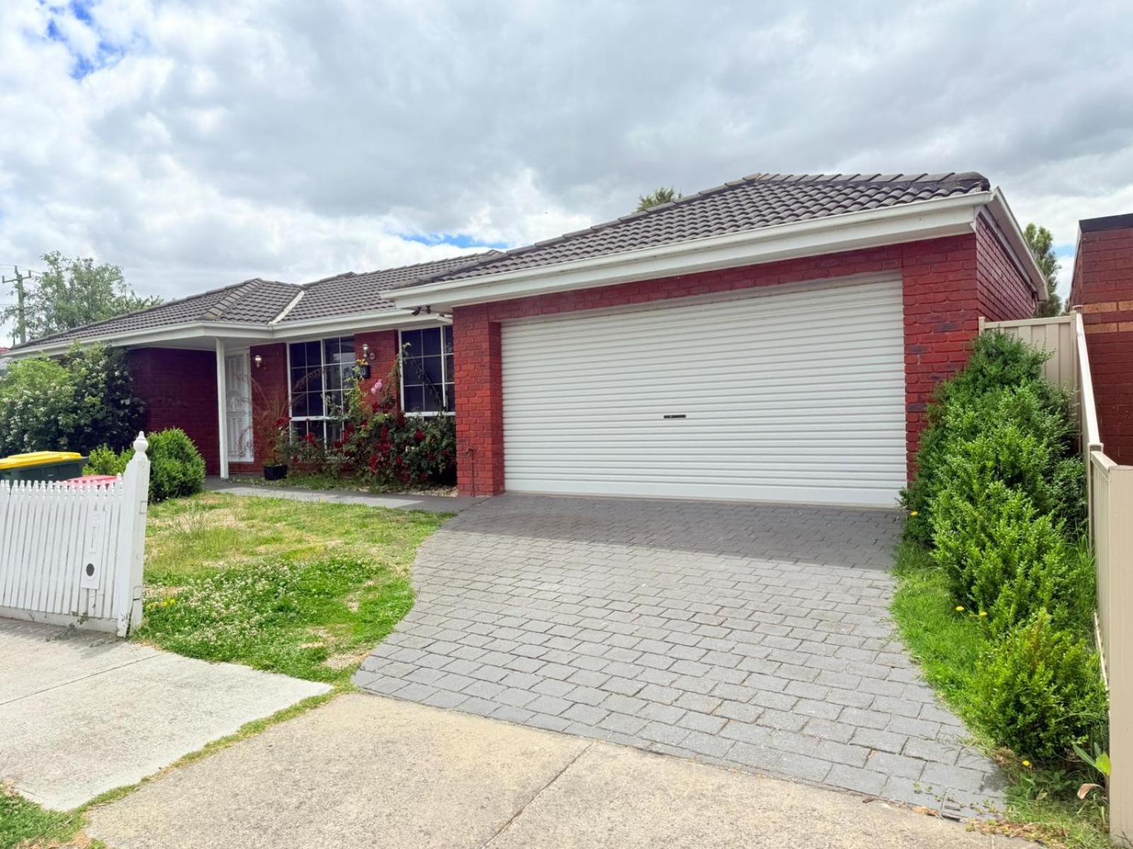 Yf Home Sweet Home Craigieburn Exterior photo